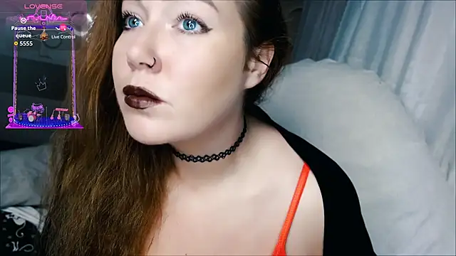 Snapshot of tia_meow chatting on November 2025 01:28:02 AM tia meow online show from November 2025 01:28:02 AM