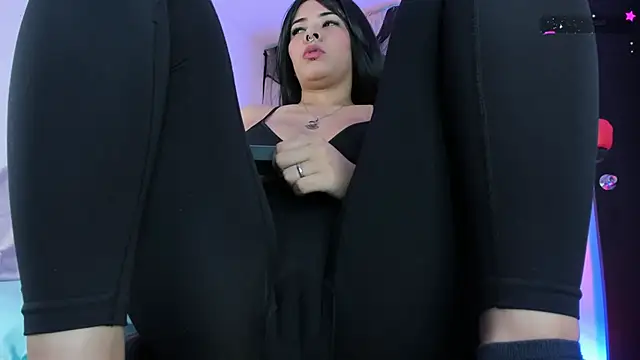 Mia depp online show from February 2025 10:58:01 PM