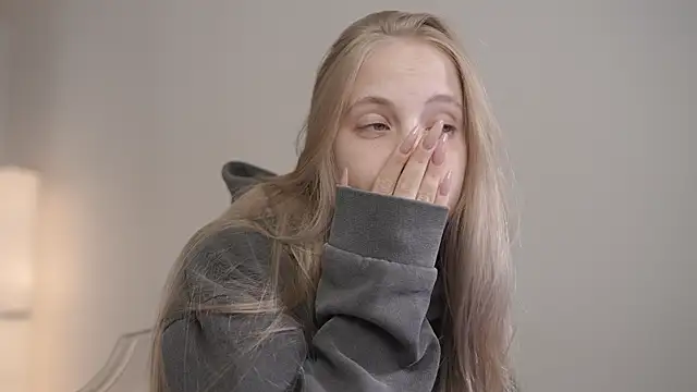 Snapshot of _Appr0ved_ chatting on September 2025 02:29:02 PM Appr0ved online show from September 2025 02:29:02 PM