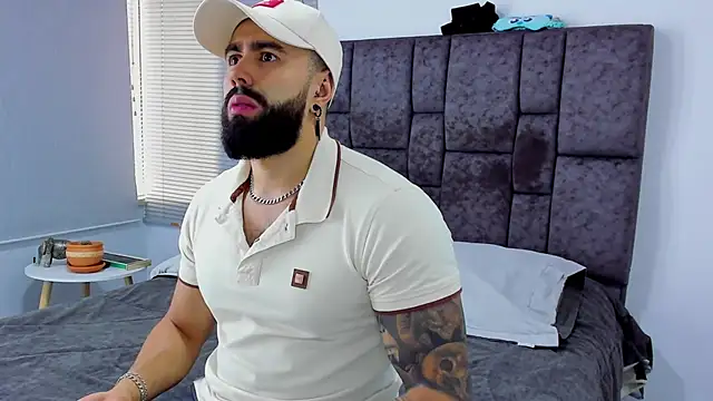 Zack Froone online show from February 2025 06:38:01 PM