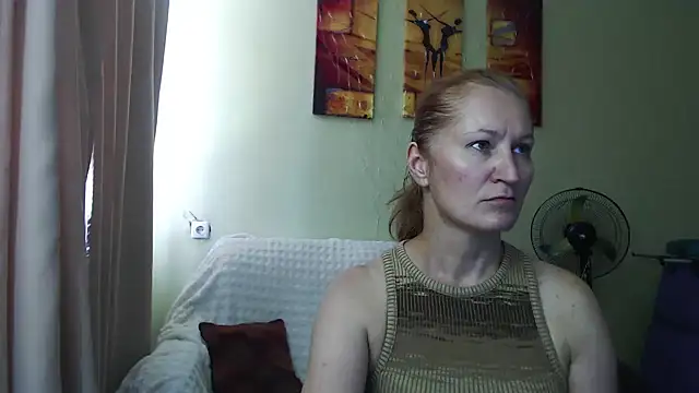 AmellyGrand online show from July 2026 01:04:01 PM