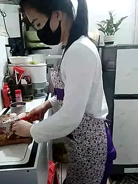 I AM NOT A SLUT online show from March 2025 03:08:02 AM