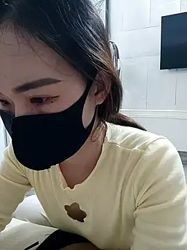 I AM NOT A SLUT online show from October 2025 05:13:01 AM