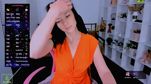 Snapshot of _Kelly__ chatting on December 2024 08:15:02 AM Kelly online show from December 2024 08:15:02 AM