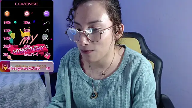 Snapshot of little__amy_ chatting on February 2025 11:53:02 PM little amy online show from February 2025 11:53:02 PM