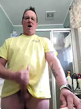 Snapshot of Cockrub1 chatting on February 2025 07:35:02 PM Cockrub1 online show from February 2025 07:35:02 PM