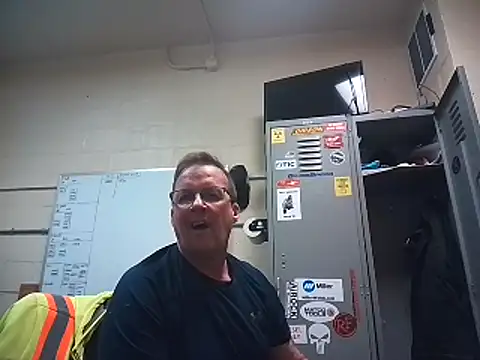 Snapshot of Cockrub1 chatting on March 2025 09:27:01 PM Cockrub1 online show from March 2025 09:27:01 PM