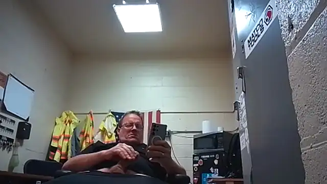 Cockrub1 online show from December 2025 07:36:02 AM