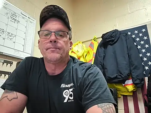Cockrub1 online show from May 2026 02:12:02 PM