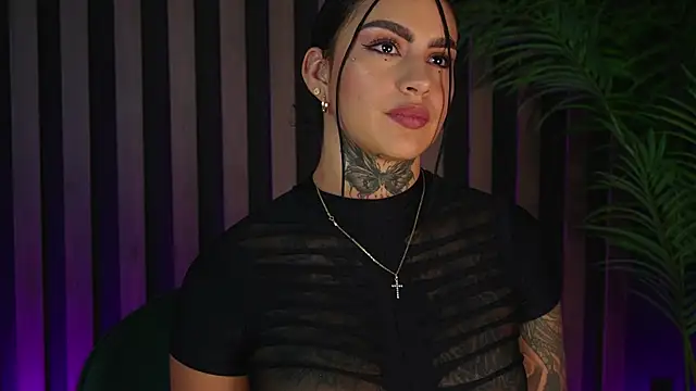 Snapshot of Kleeopatra_ chatting on February 2025 01:02:02 AM Kleeopatra online show from February 2025 01:02:02 AM