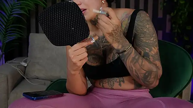 Snapshot of Kleeopatra_ chatting on March 2025 09:34:01 PM Kleeopatra online show from March 2025 09:34:01 PM