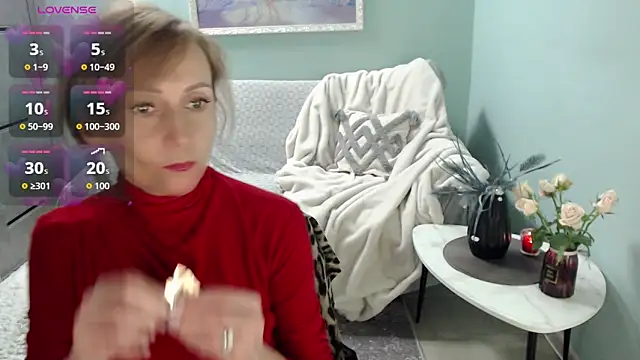 HornyMilf 777 online show from September 2025 05:40:01 AM