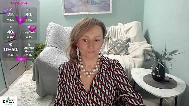 HornyMilf 777 online show from November 2025 06:08:01 AM
