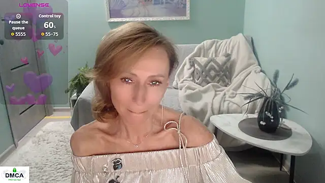 HornyMilf 777 online show from May 2026 07:04:02 AM