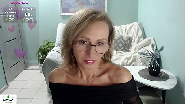 HornyMilf 777 online show from July 2026 07:12:01 AM