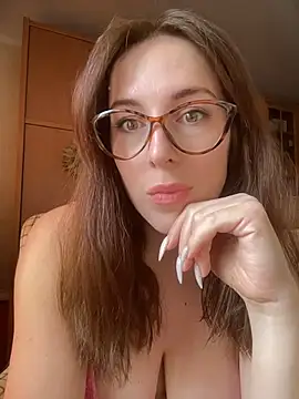 MommmyYummy online show from June 2026 02:45:02 PM