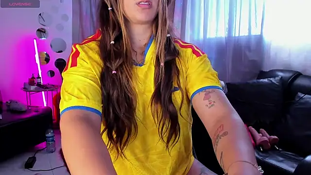 Natasha Wilde  online show from June 2026 08:51:01 PM