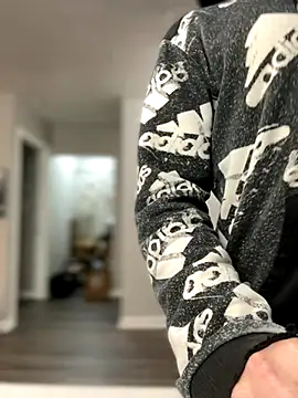 Snapshot of 4kUsh2Fashion0 chatting on November 2025 01:44:02 PM 4kUsh2Fashion0 online show from November 2025 01:44:02 PM