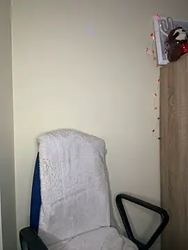 Snapshot of Teylor_Love chatting on February 2025 07:48:02 PM Teylor Love online show from February 2025 07:48:02 PM