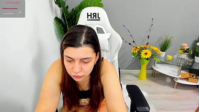 EveEvian online show from May 2026 11:29:02 AM