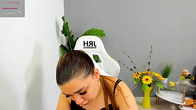 EveEvian online show from May 2026 11:30:02 AM