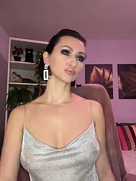 Snapshot of KatyEvanss chatting on December 2024 06:27:02 PM KatyEvanss online show from December 2024 06:27:02 PM