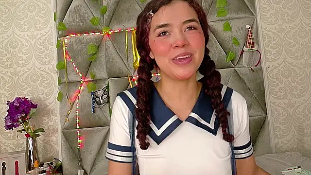 Angela lovee online show from October 2025 12:47:01 PM