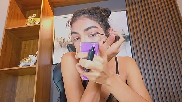Alahia Rodriguez online show from May 2026 07:30:02 PM