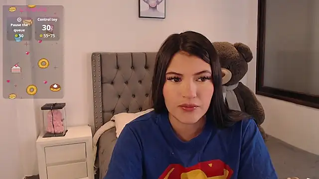 Nicols66 online show from May 2026 10:26:01 PM