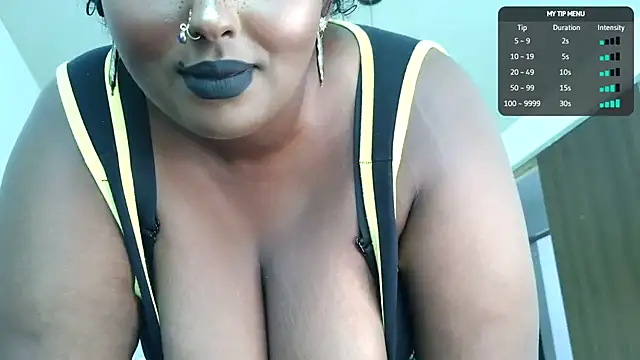 SiminFox online show from June 2026 05:37:01 PM