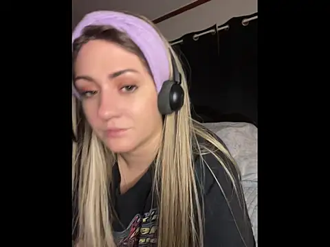 MimiLiciax online show from May 2026 03:35:02 AM
