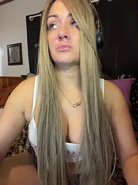 MimiLiciax online show from May 2026 06:37:02 PM