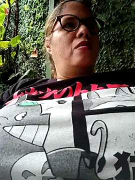 EllisW8 online show from February 2025 07:55:01 PM