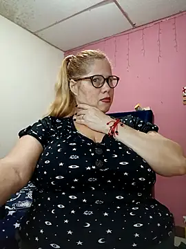 EllisW8 online show from March 2025 10:26:01 PM