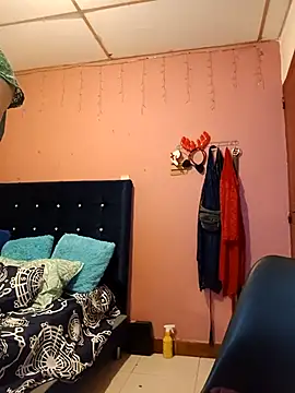 EllisW8 online show from March 2025 10:48:01 AM