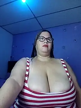 EllisW8 online show from November 2025 10:47:02 AM