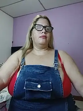 EllisW8 online show from May 2026 10:32:02 AM