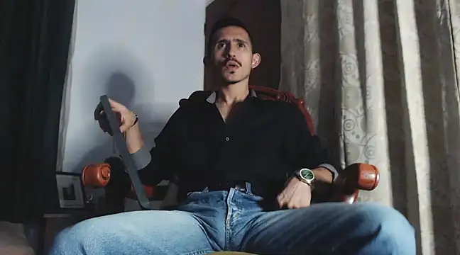 HomeAloneK online show from January 2025 07:47:02 PM