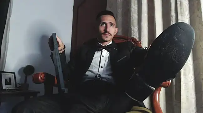 HomeAloneK online show from February 2025 07:36:01 PM