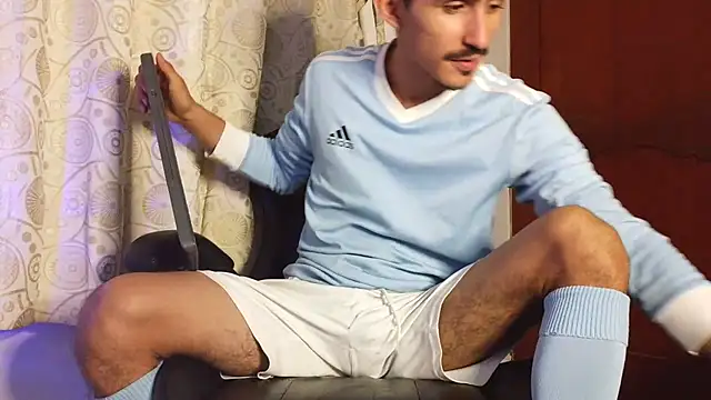 HomeAloneK online show from June 2026 07:41:01 PM