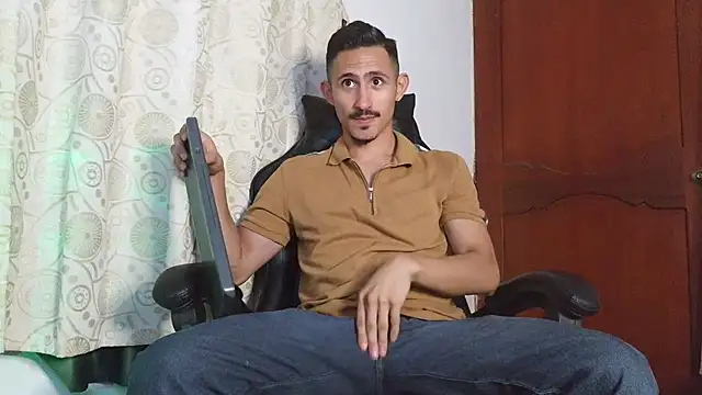HomeAloneK online show from June 2026 07:27:02 PM