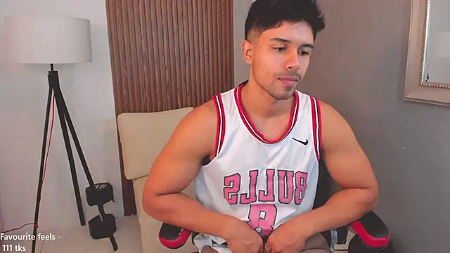 liam collins21 online show from January 2025 11:46:01 AM