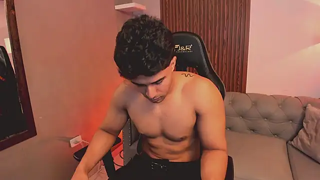 Snapshot of liam_collins21 chatting on January 2026 12:10:01 PM liam collins21 online show from January 2026 12:10:01 PM