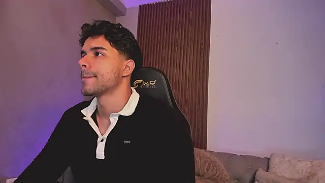 Snapshot of liam_collins21 chatting on February 2026 11:49:01 AM liam collins21 online show from February 2026 11:49:01 AM