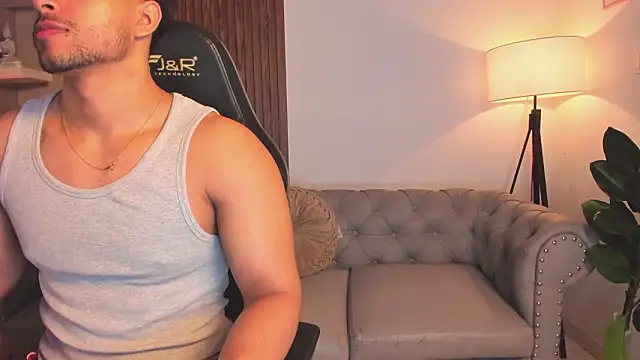 Snapshot of liam_collins21 chatting on February 2026 12:01:02 PM liam collins21 online show from February 2026 12:01:02 PM