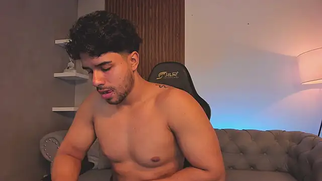 Snapshot of liam_collins21 chatting on February 2026 11:55:01 AM liam collins21 online show from February 2026 11:55:01 AM