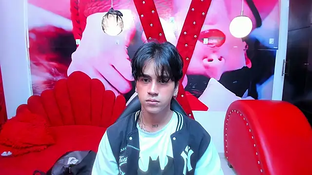 alex 477 online show from November 2025 11:32:02 AM