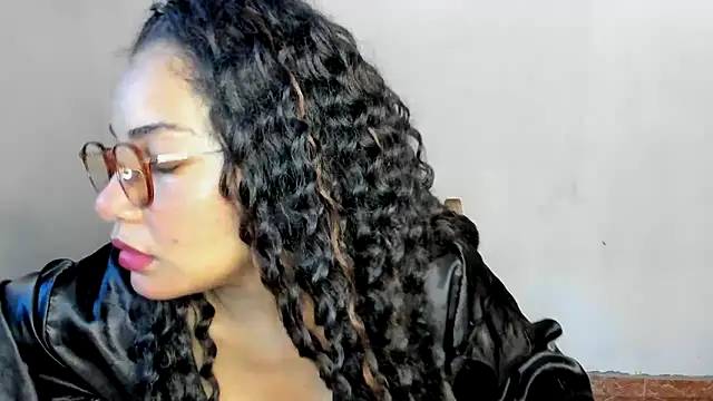 Jade Dorthini online show from January 2025 09:01:02 PM