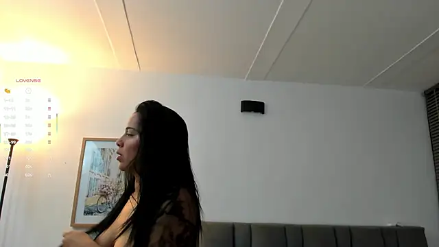 Gigi-bom online show from December 2025 01:46:02 AM