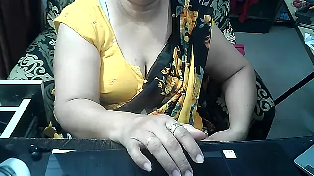 Snapshot of Punambhabisexy chatting on April 2026 12:13:01 PM Punambhabisexy online show from April 2026 12:13:01 PM